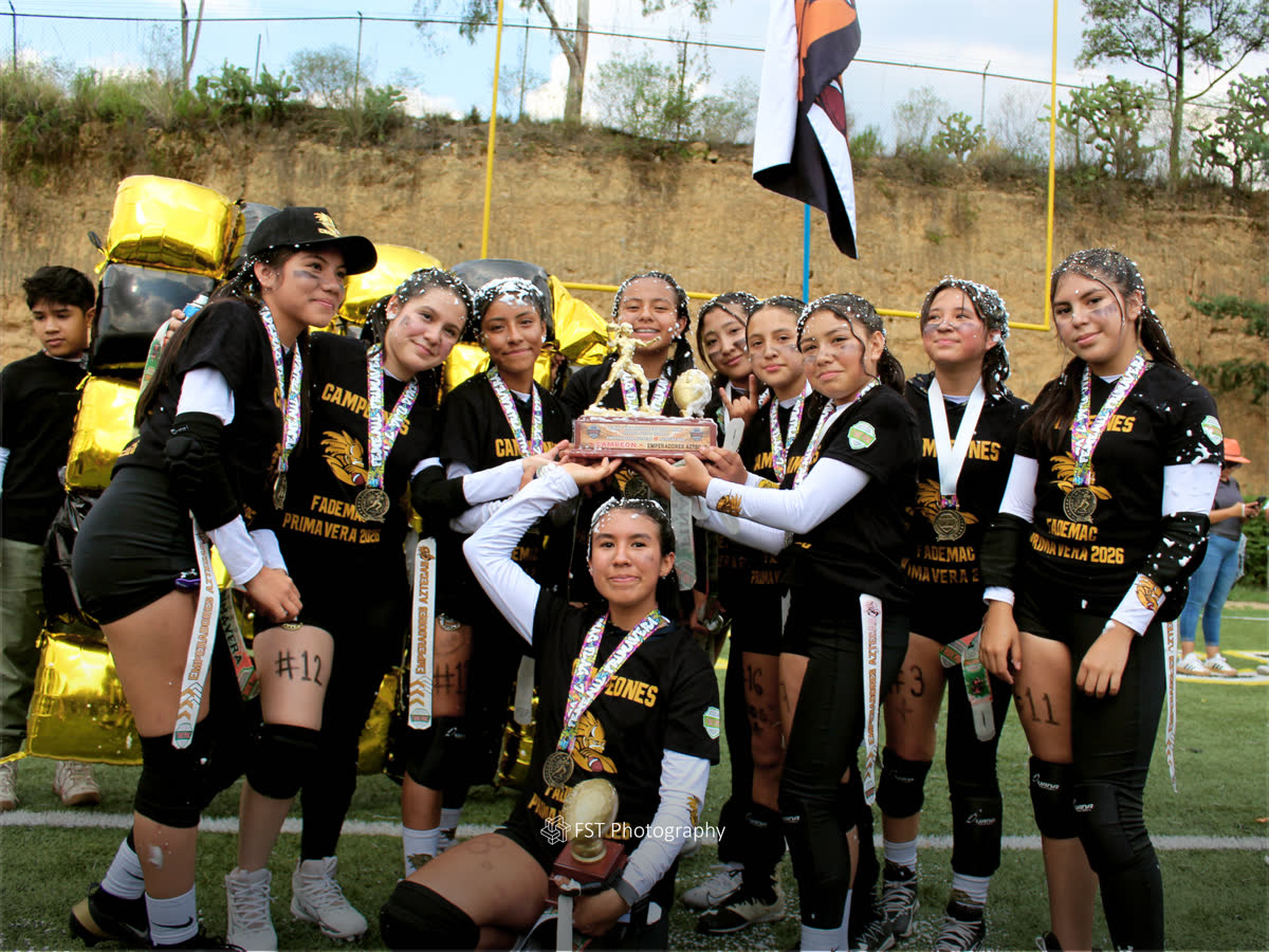 Emperadores Aztecas categoria U-15 Femenil flag football - FADEMAC